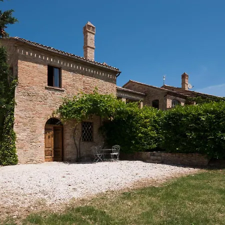 La Della Tenuta Di Tavignano Herberg *